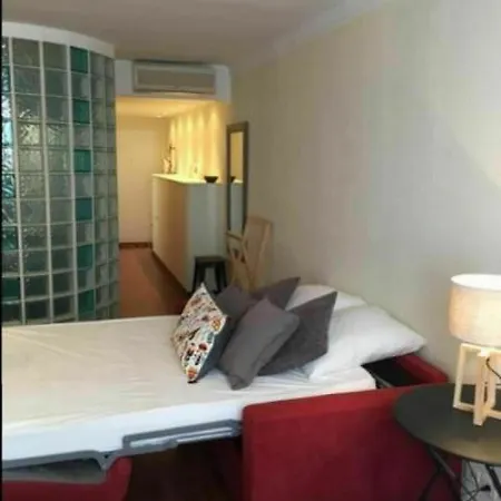 Apartment Serbes
